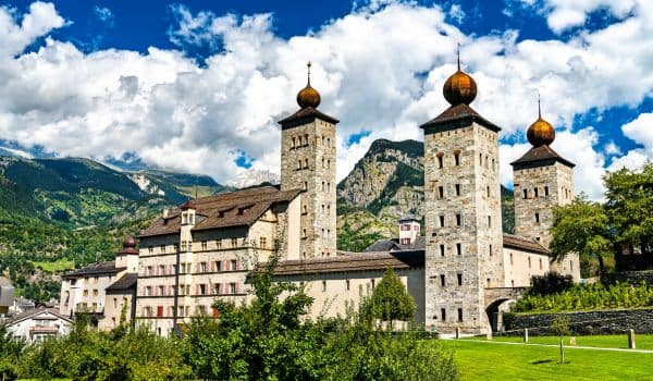 Brig – Historische Alpenstadt am Fuße des Simplonpasses