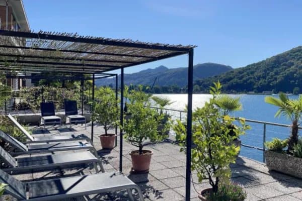 Hotel Tresa Bay Außenansicht