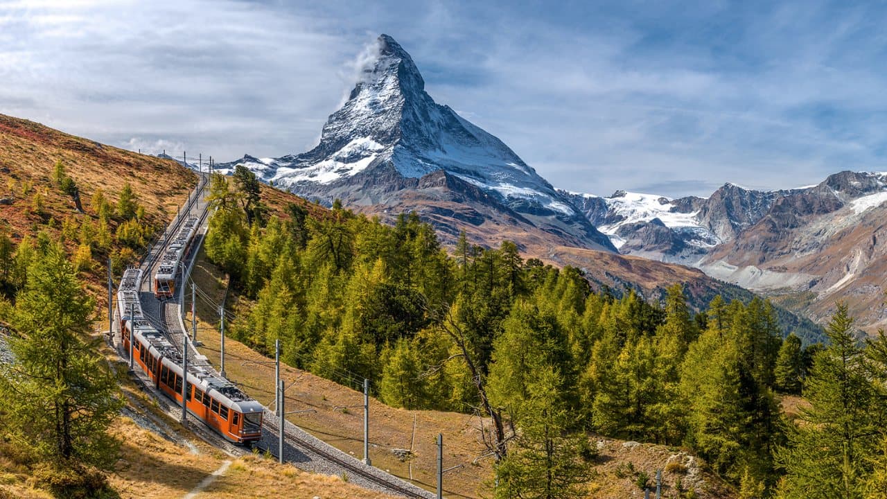 Oberwallis Bergpanorama mit Matterhorn und majestätischen 4000er-Gipfeln - Traumhafte Walliser Berglandschaft